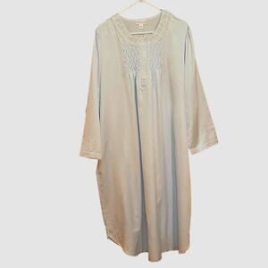 NWOT. Miss Elaine Light Blue Long Sleeve Nightgown. XL